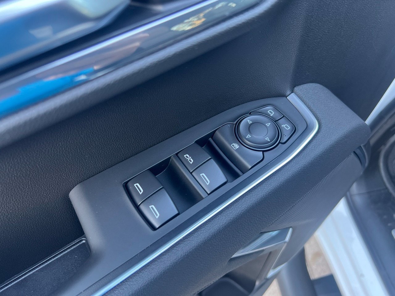 2026 Chevrolet Silverado 1500 RST - Photo 12