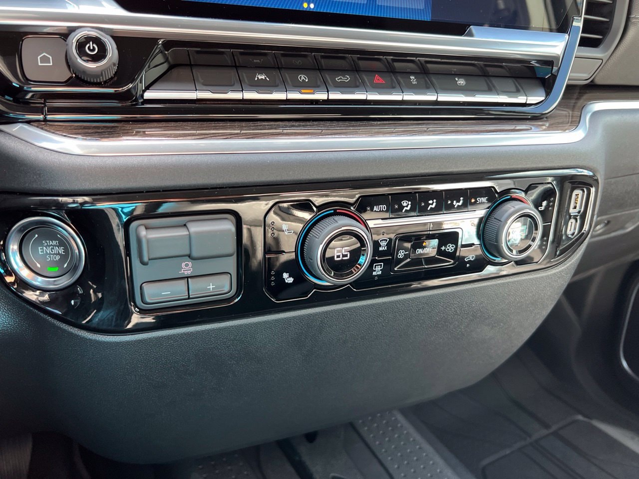 2026 Chevrolet Silverado 1500 RST - Photo 20