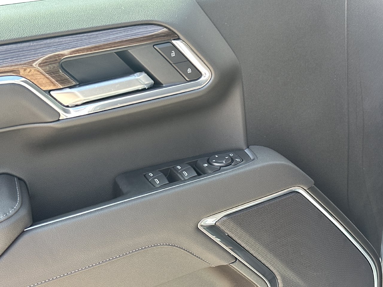 2026 Chevrolet Silverado 1500 LT - Photo 11