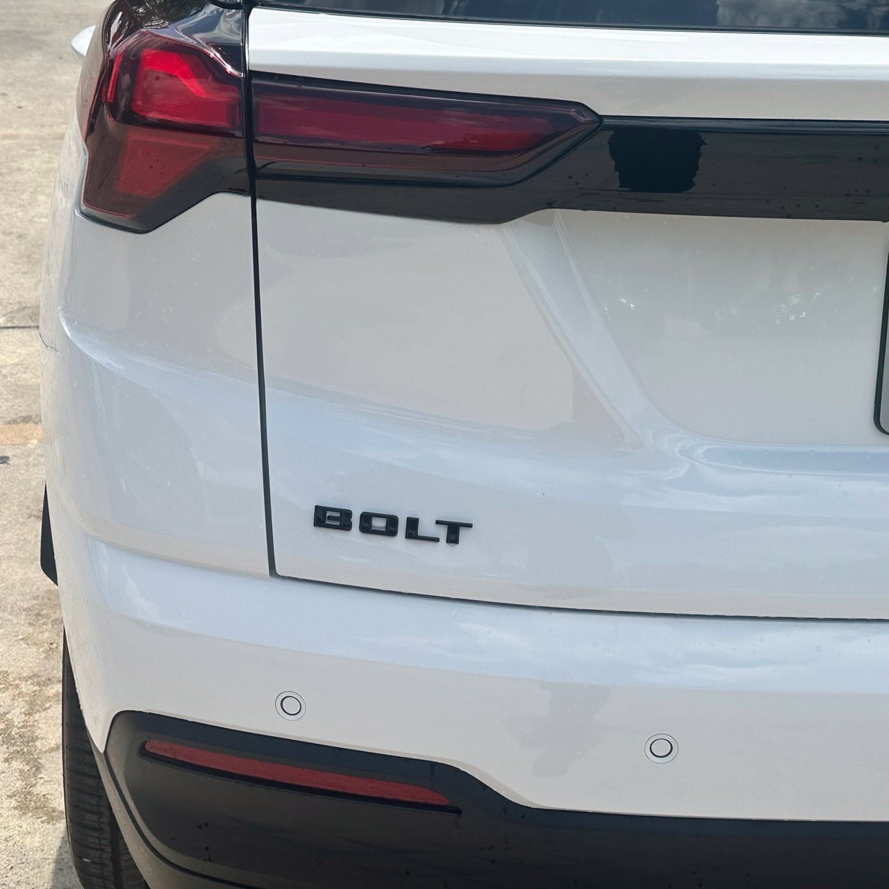 2027 Chevrolet Bolt LT SUV, photo 8