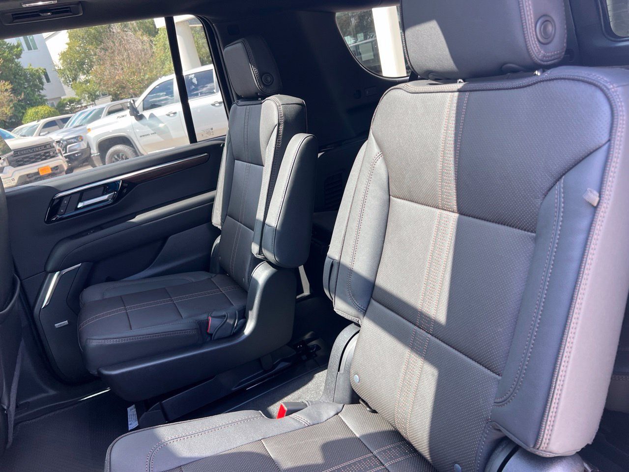 2026 Chevrolet Suburban High Country, photo 27