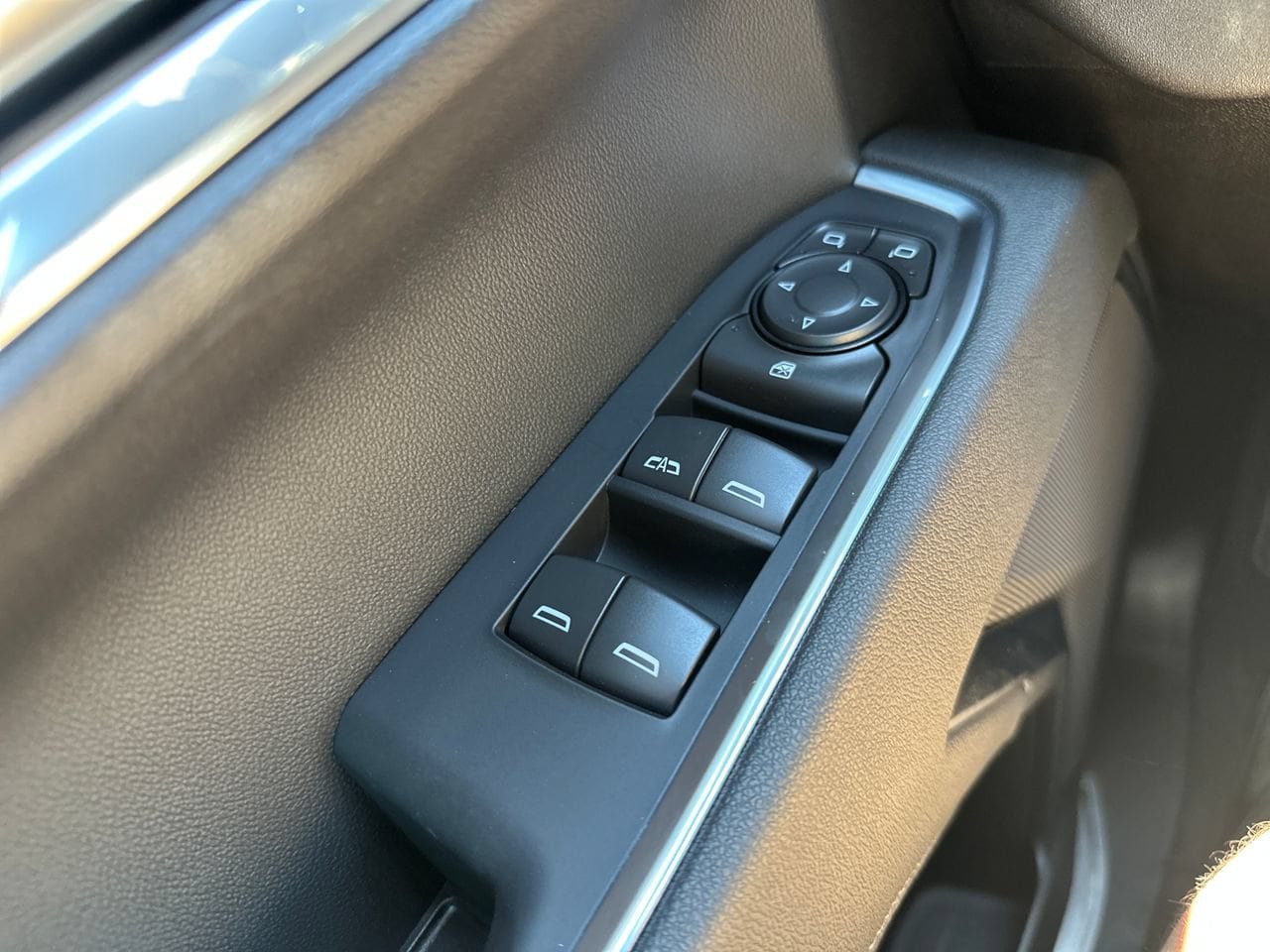 2026 Chevrolet Silverado 1500 LT, photo 12