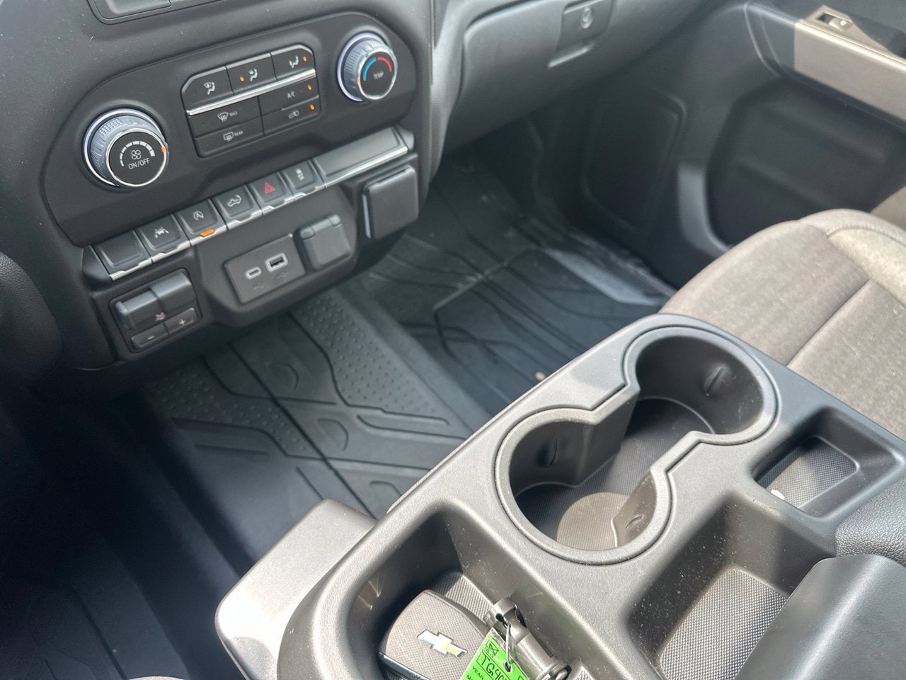 2026 Chevrolet Silverado 1500 Custom - Photo 23