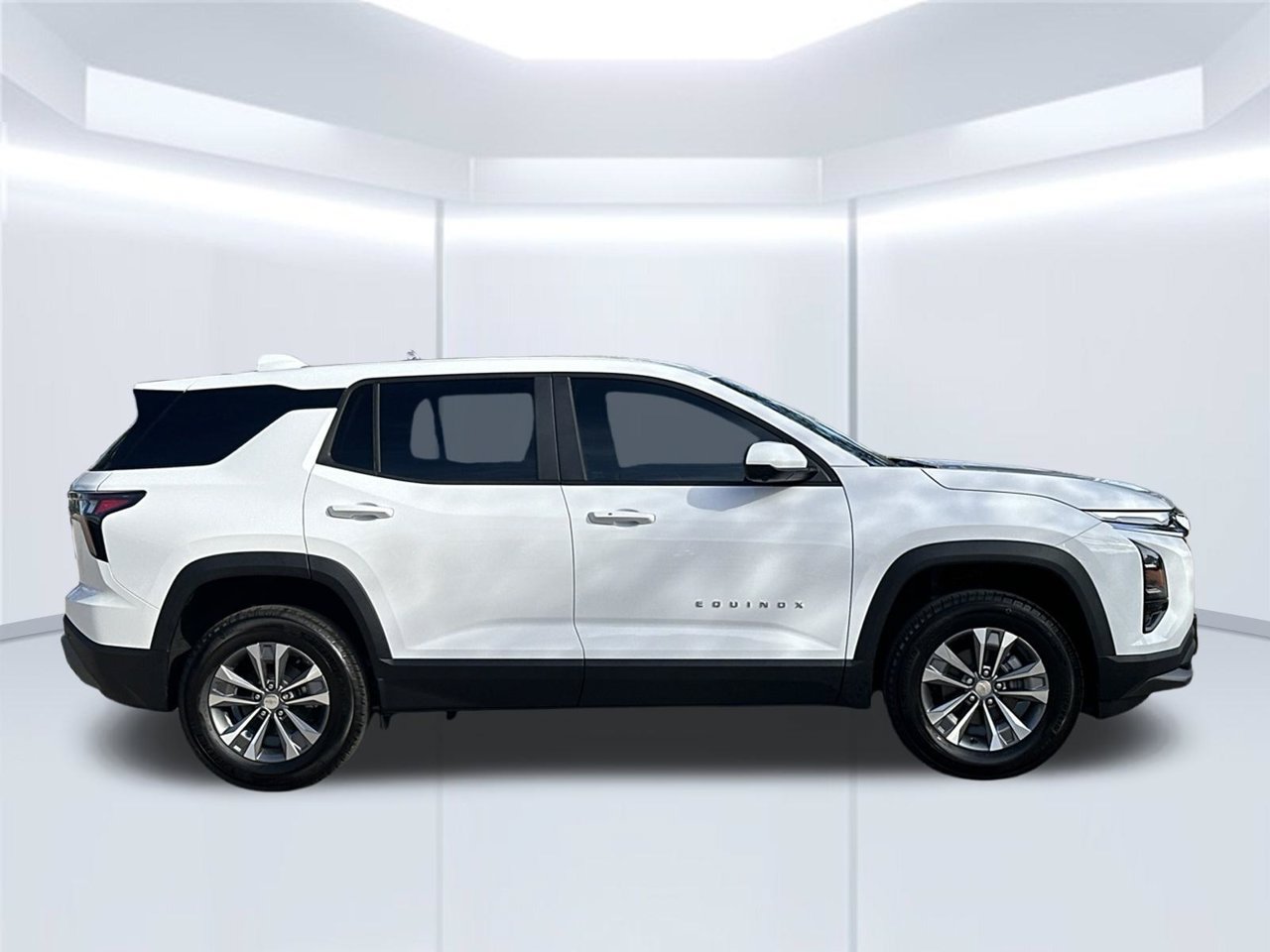 2027 Chevrolet Equinox LT SUV, photo 7
