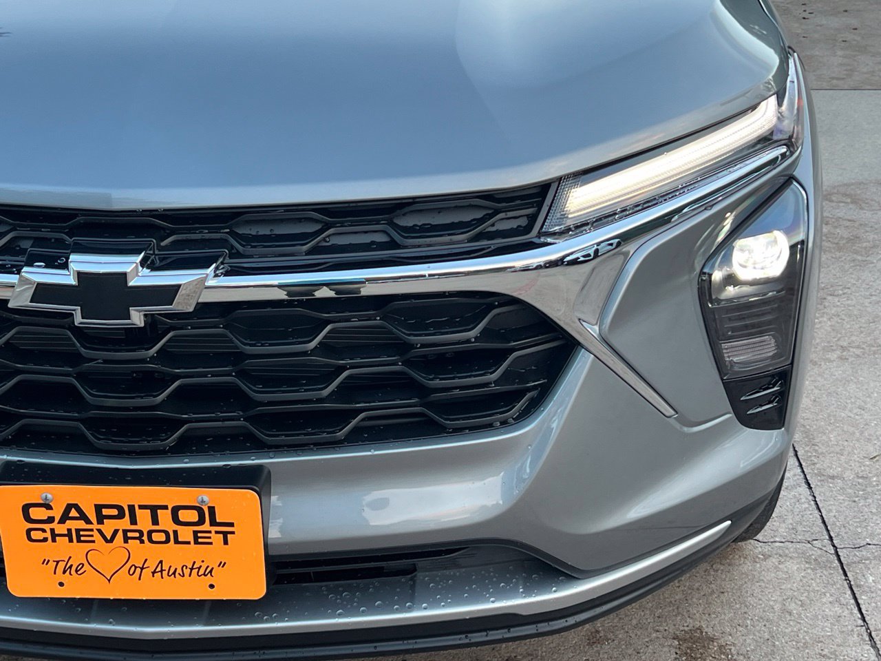 2026 Chevrolet Trax LT - Photo 9