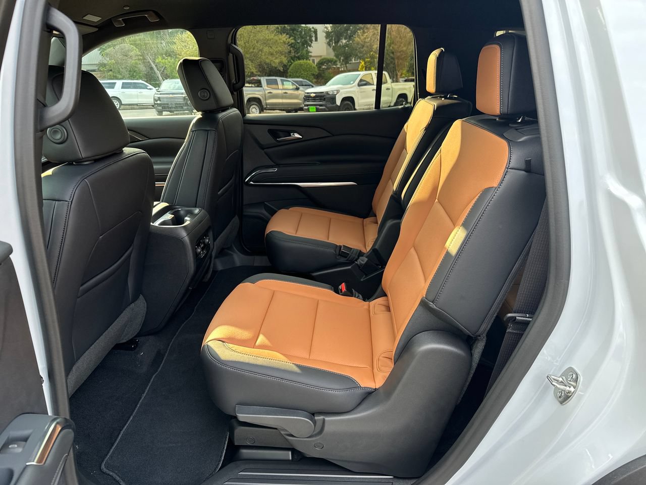 2027 Chevrolet Traverse Z71 SUV, photo 23