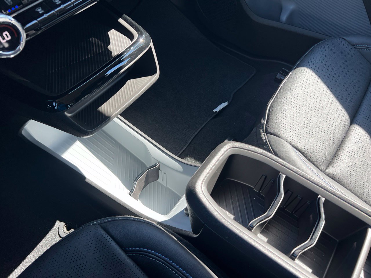 2027 Chevrolet Bolt LT, photo 24