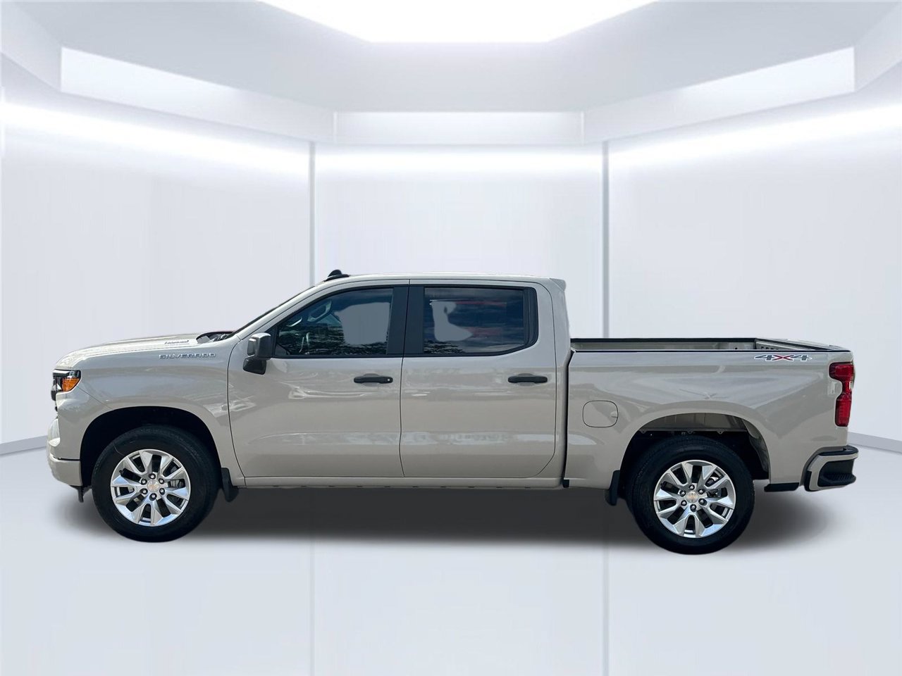 2026 Chevrolet Silverado 1500 Custom - Photo 2