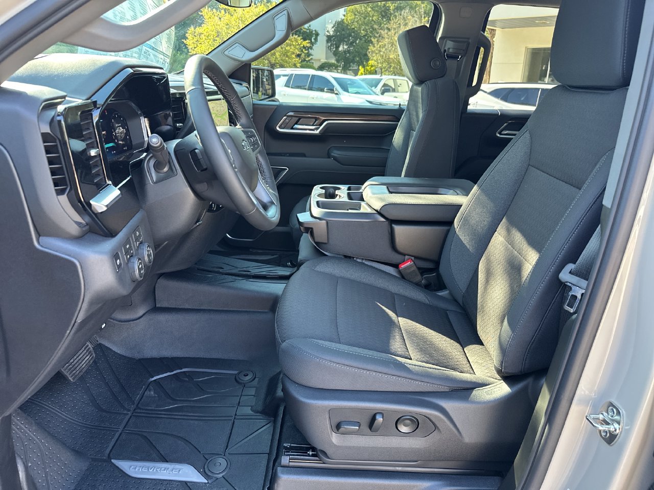2026 Chevrolet Silverado 1500 RST, photo 10