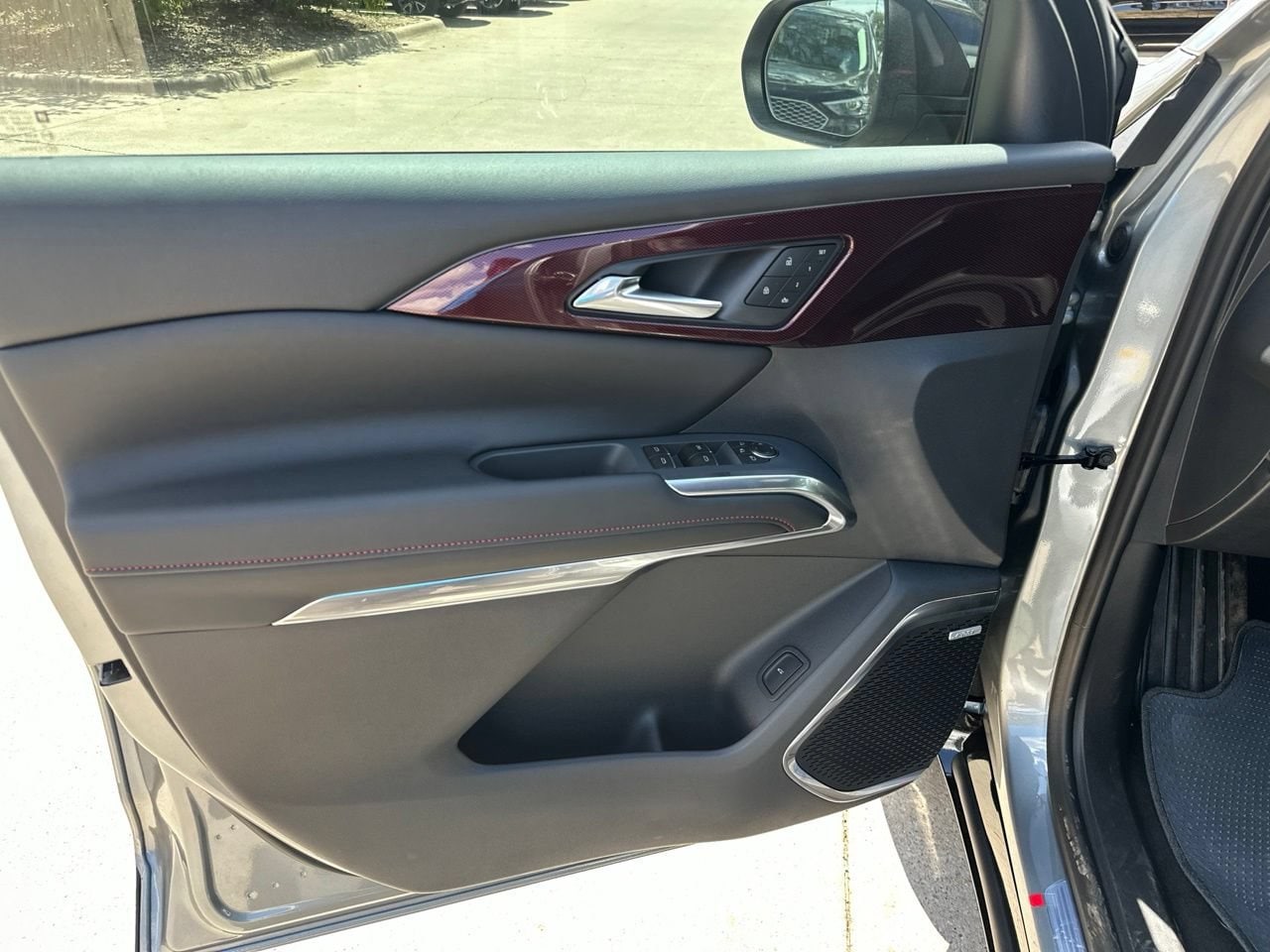 2027 Chevrolet Traverse RS, photo 11