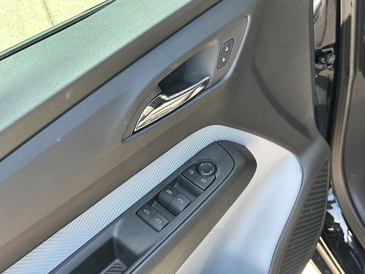 2027 Chevrolet Bolt LT - Photo 12