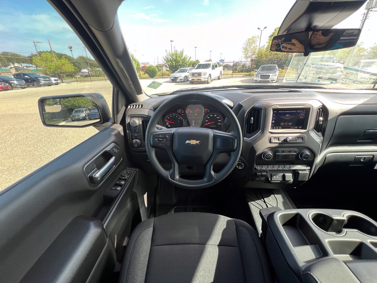 2026 Chevrolet Silverado 1500 Custom - Photo 14
