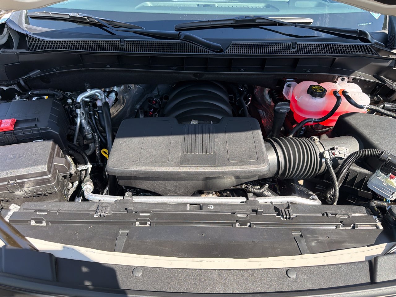 2027 Chevrolet Tahoe Z71 SUV, photo 23