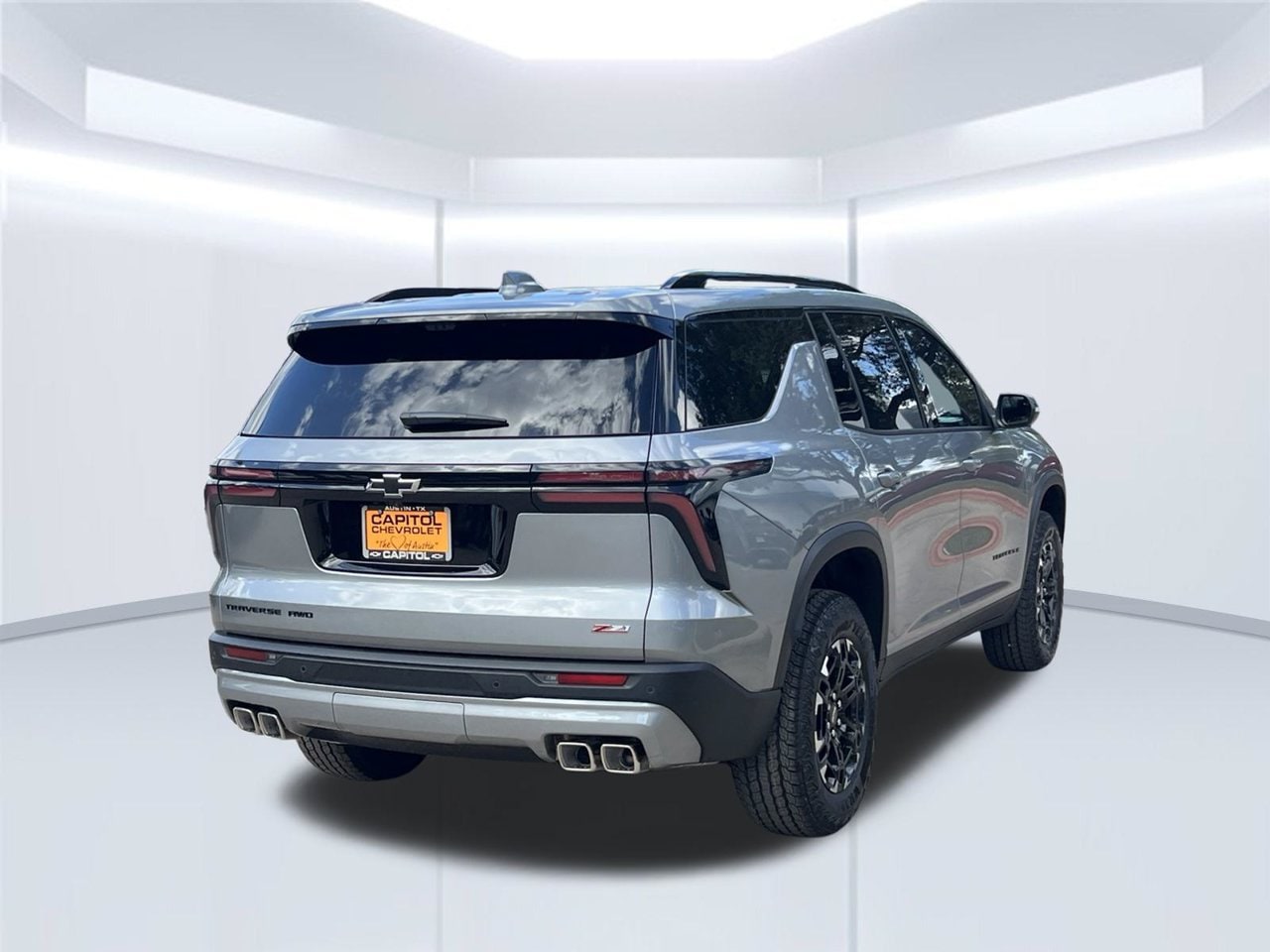 2027 Chevrolet Traverse Z71 SUV, photo 6