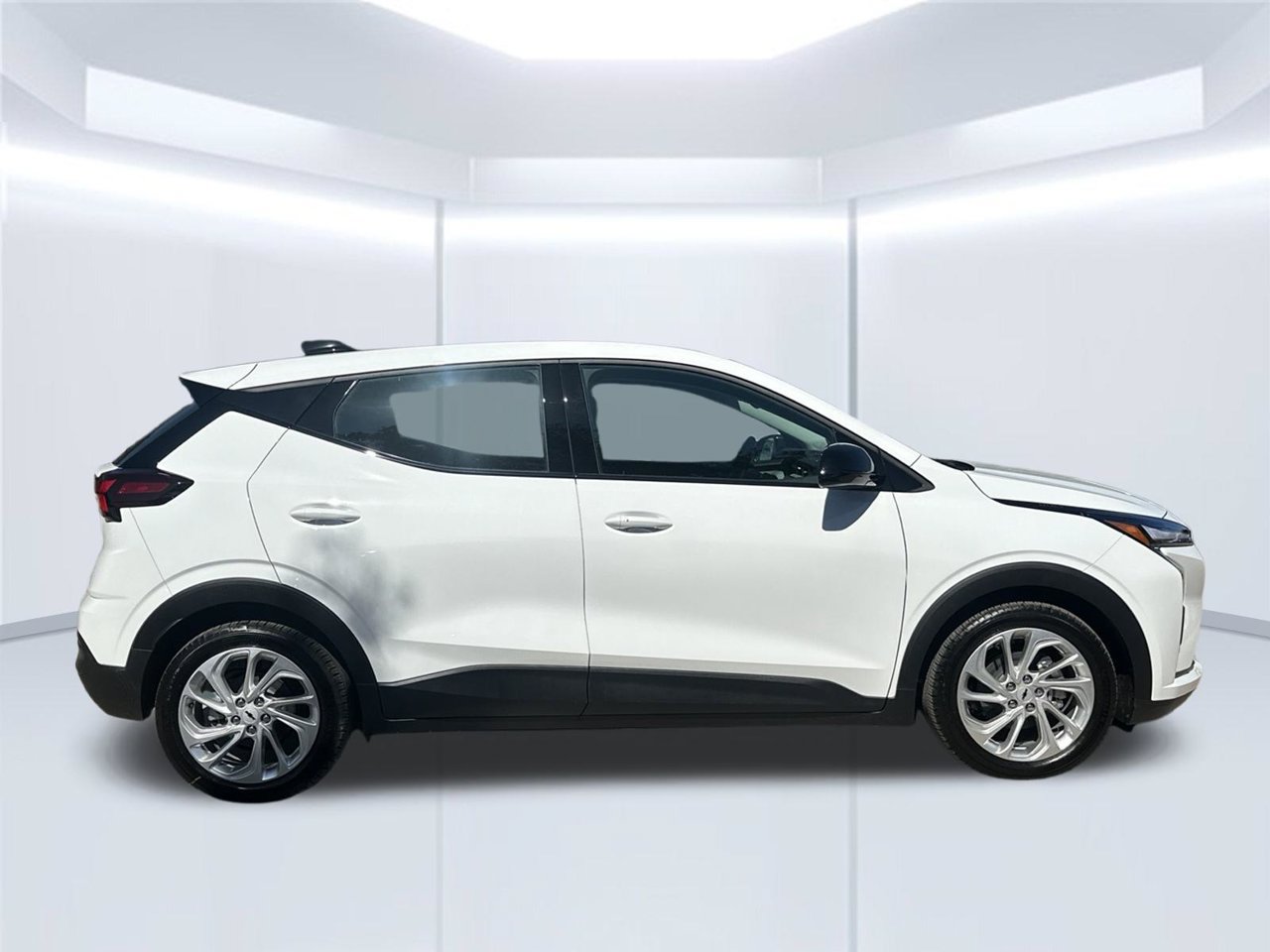 2027 Chevrolet Bolt LT, photo 7