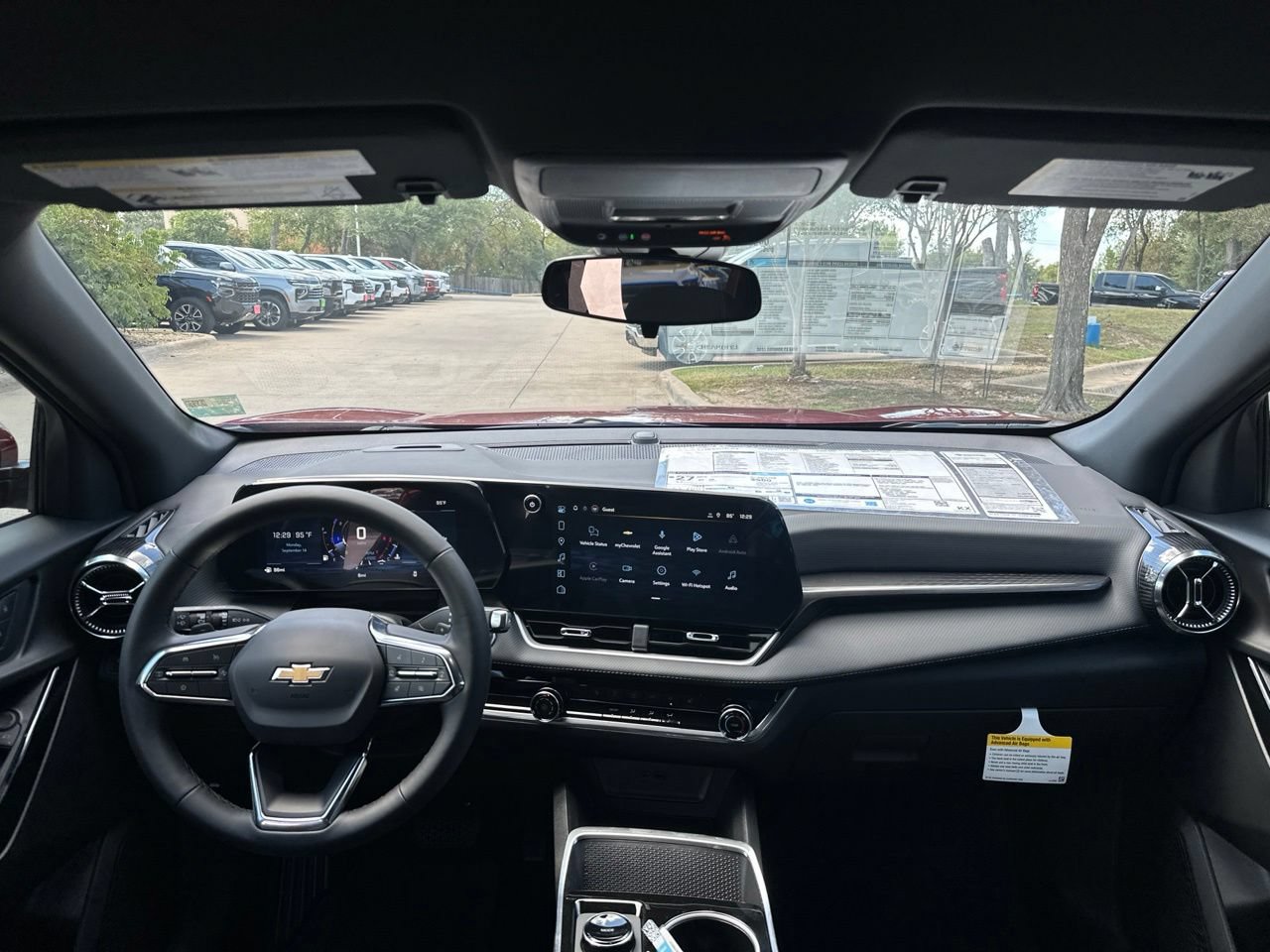 2027 Chevrolet Equinox LT - Photo 13