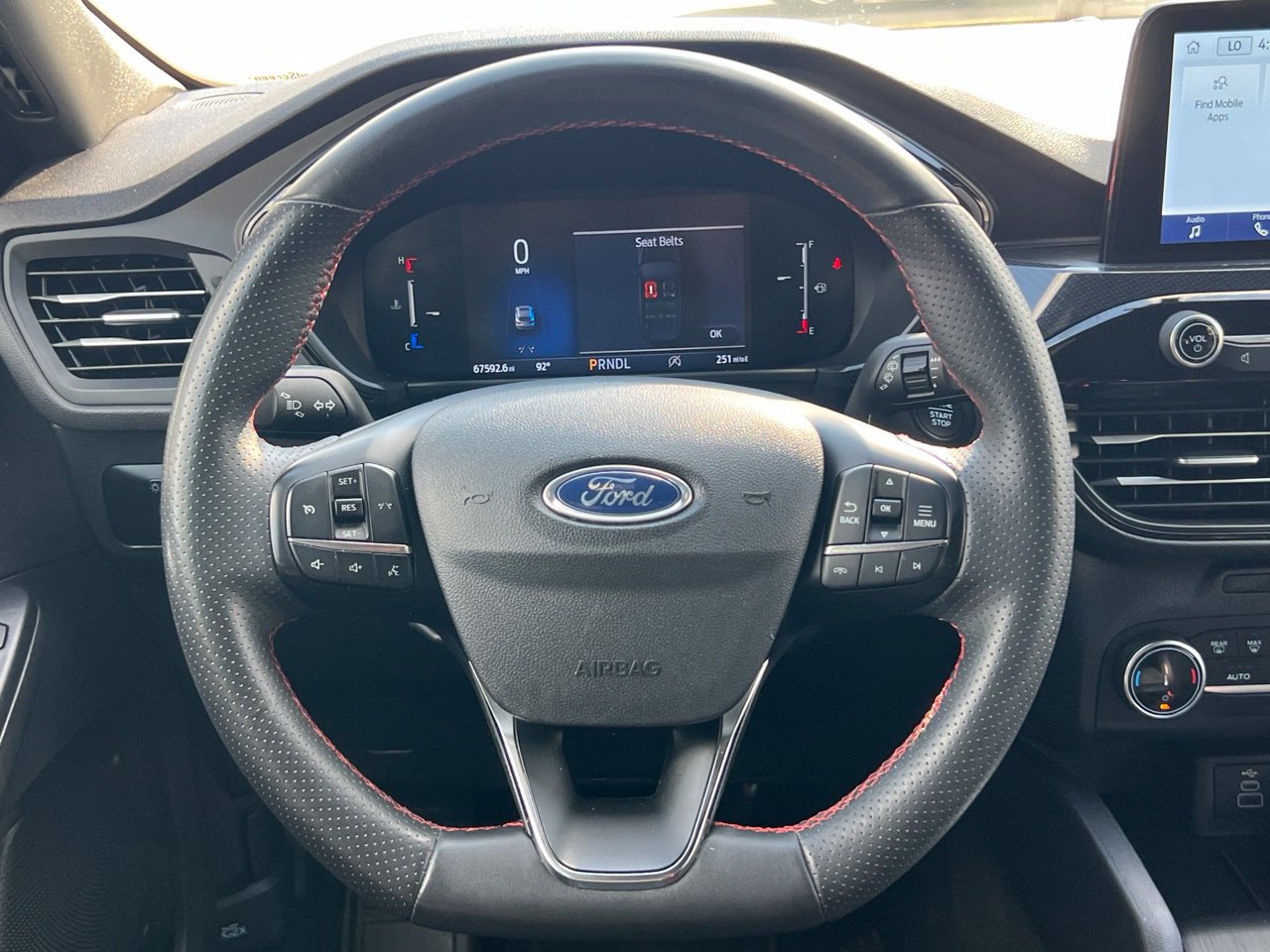 2025 Ford Escape ST-Line - Photo 13