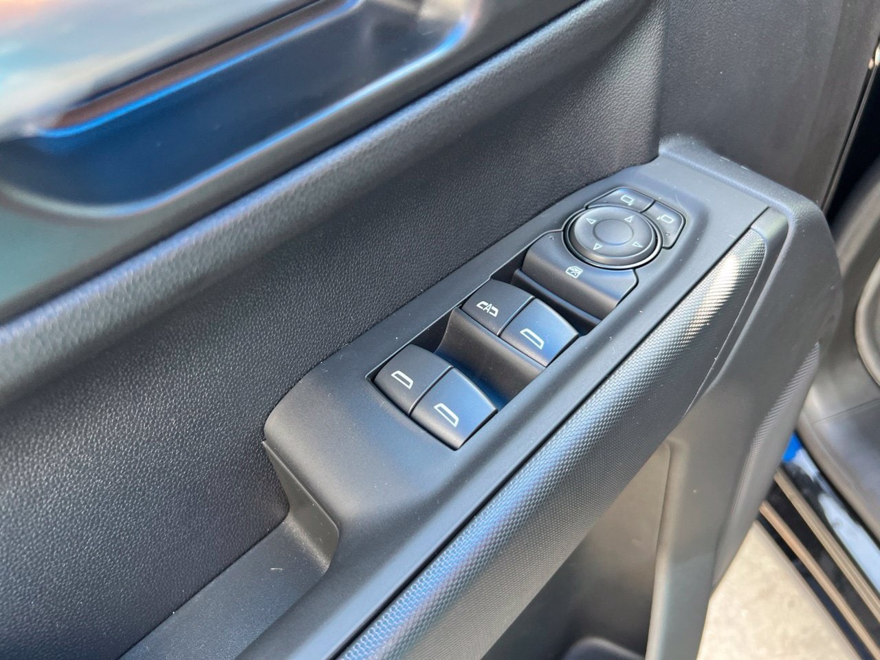 2026 Chevrolet Silverado 1500 Custom - Photo 13