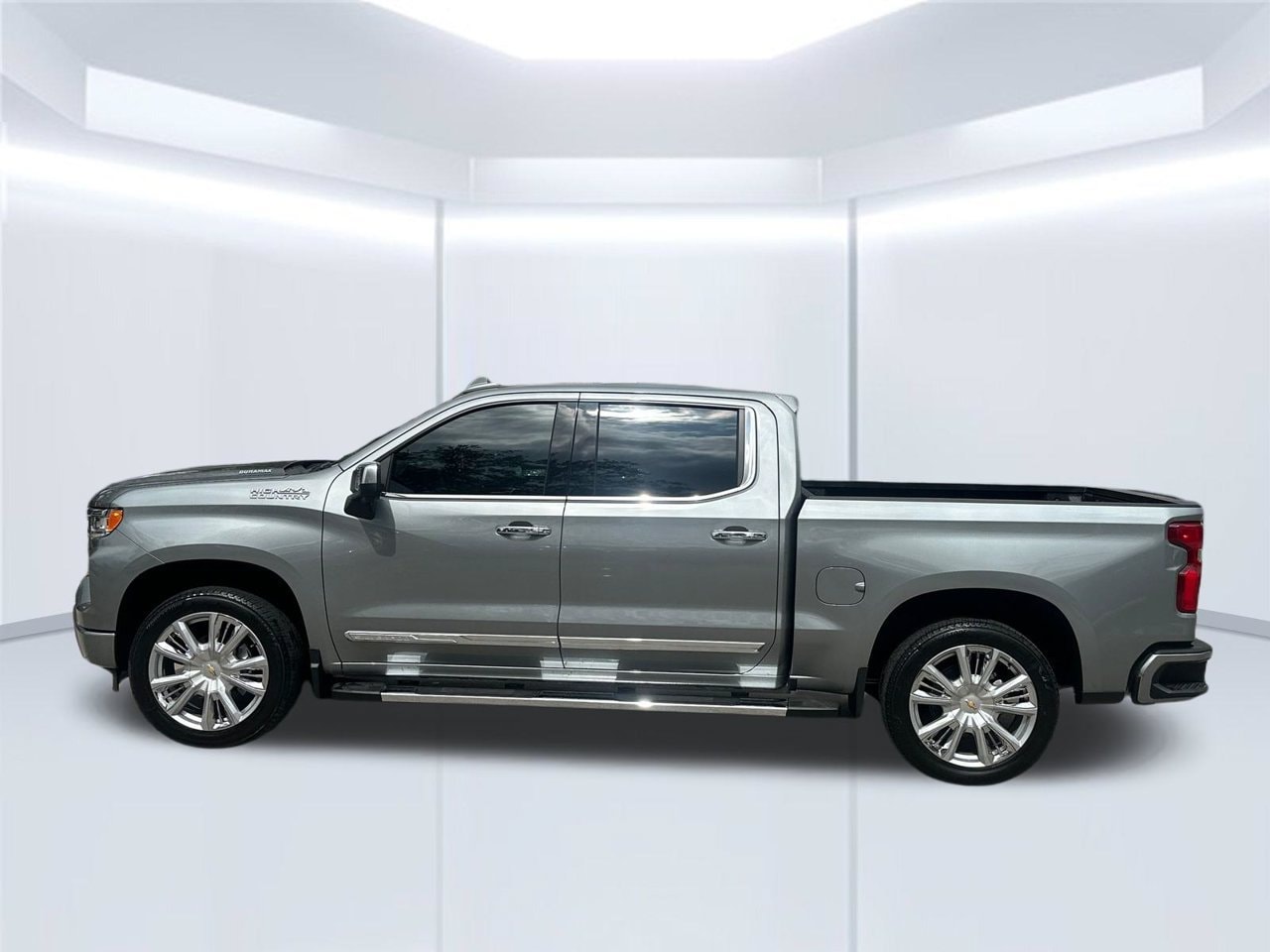 2026 Chevrolet Silverado 1500 High Country Truck, photo 3