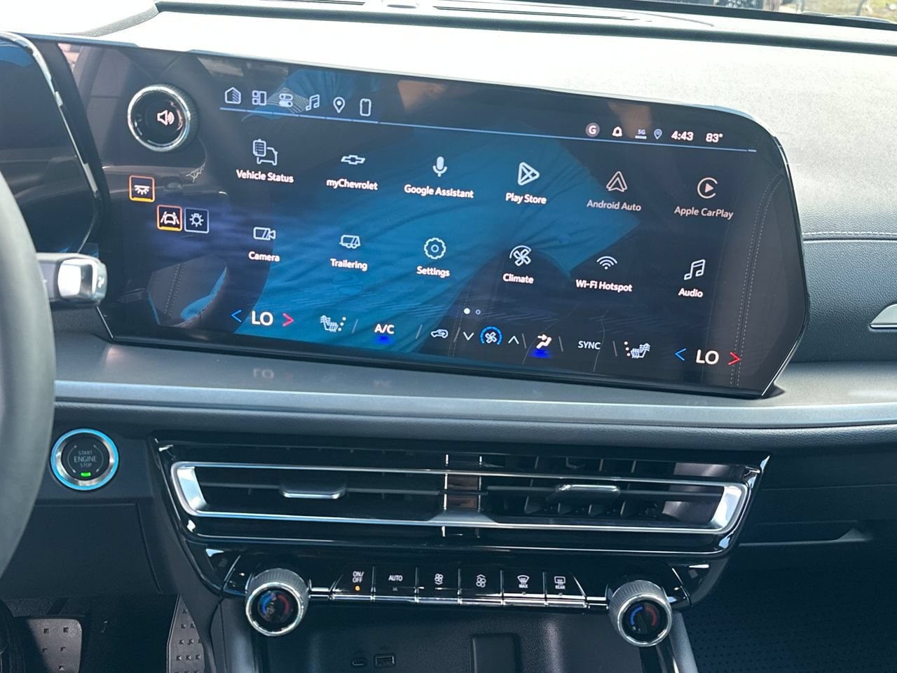 2027 Chevrolet Traverse LT SUV, photo 18