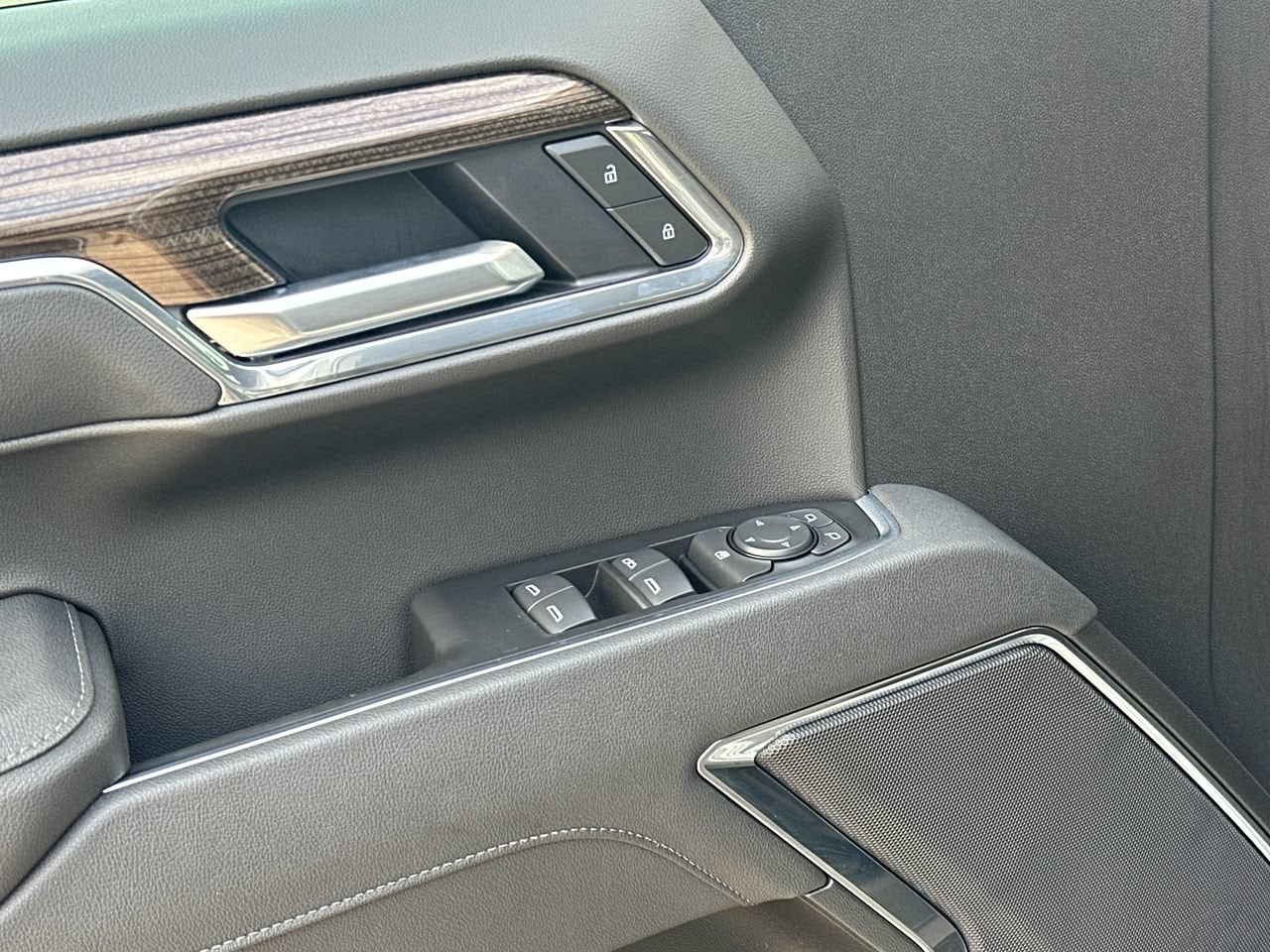 2026 Chevrolet Silverado 1500 RST - Photo 12