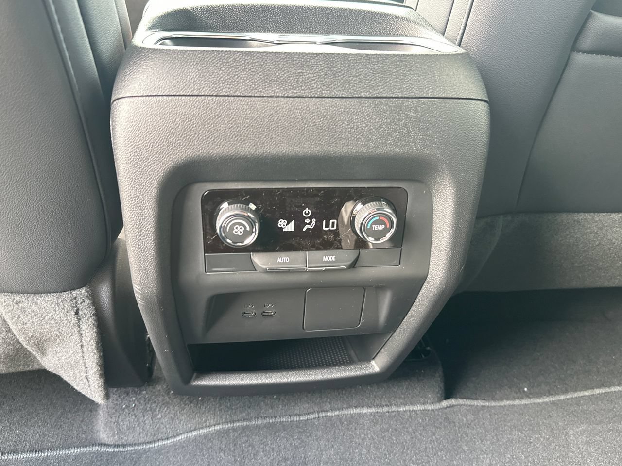 2026 Chevrolet Traverse Z71, photo 26
