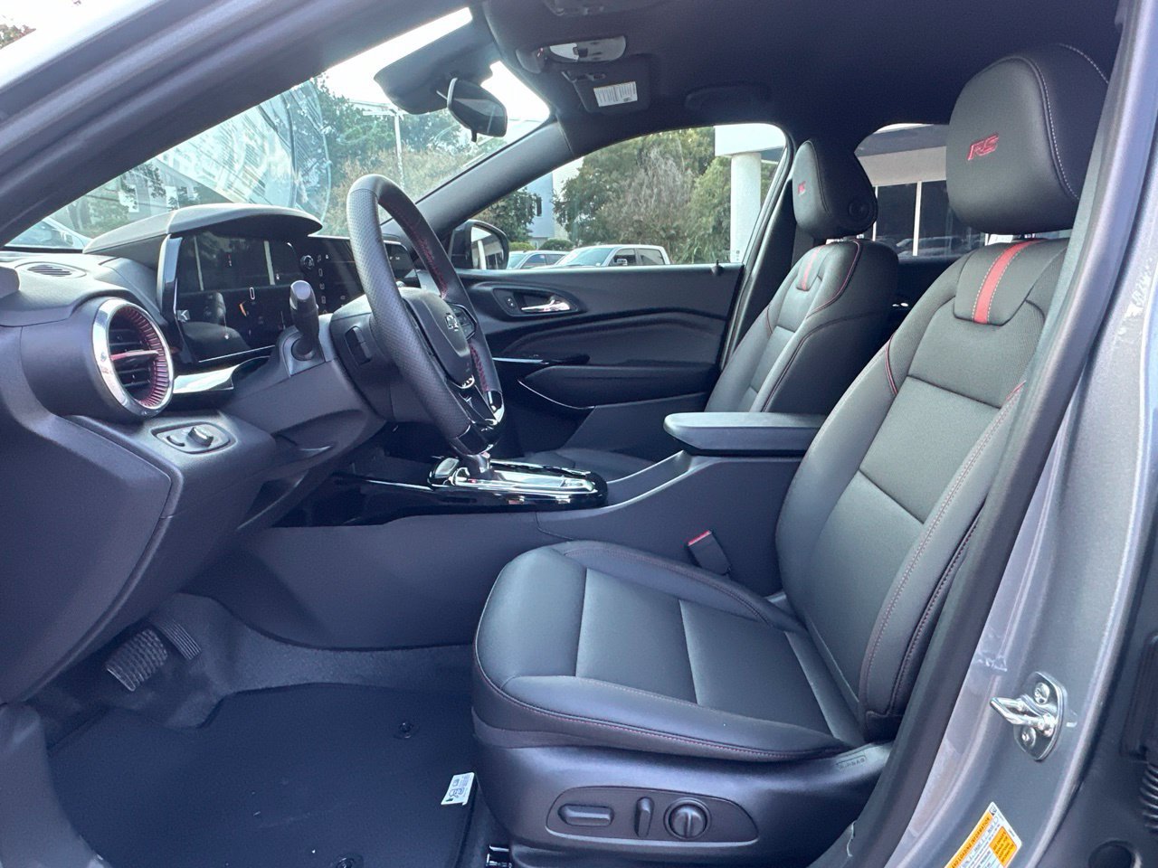 2026 Chevrolet Trax RS - Photo 10