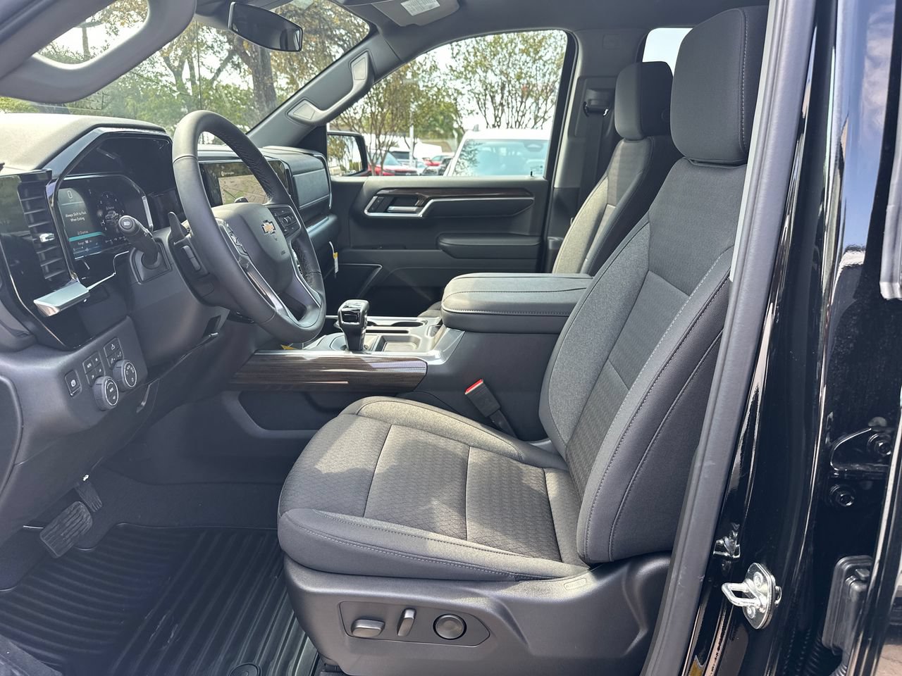 2026 Chevrolet Silverado 1500 LT, photo 17