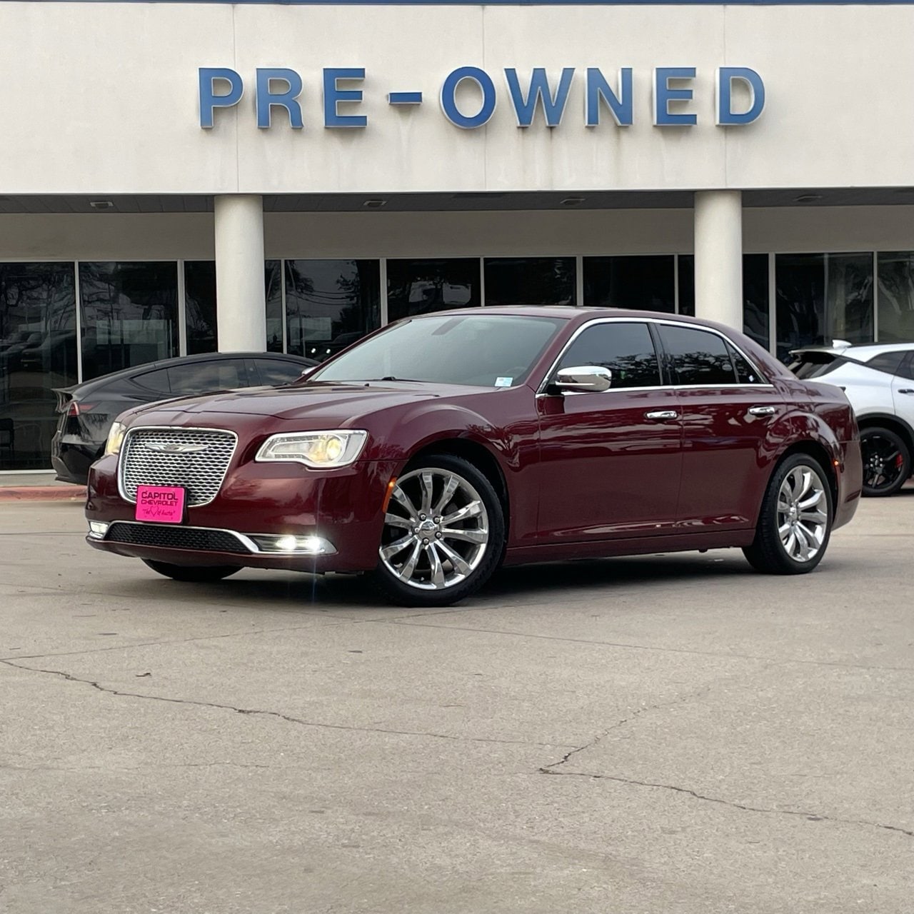2020 Chrysler 300 Limited's photo