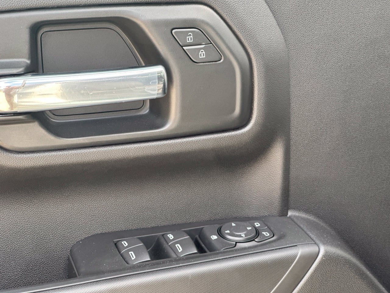 2026 Chevrolet Silverado 1500 Custom Trail Boss - Photo 11