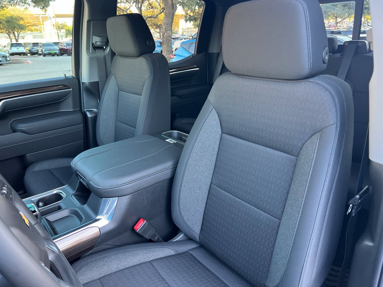 2026 Chevrolet Silverado 1500 LT - Photo 11