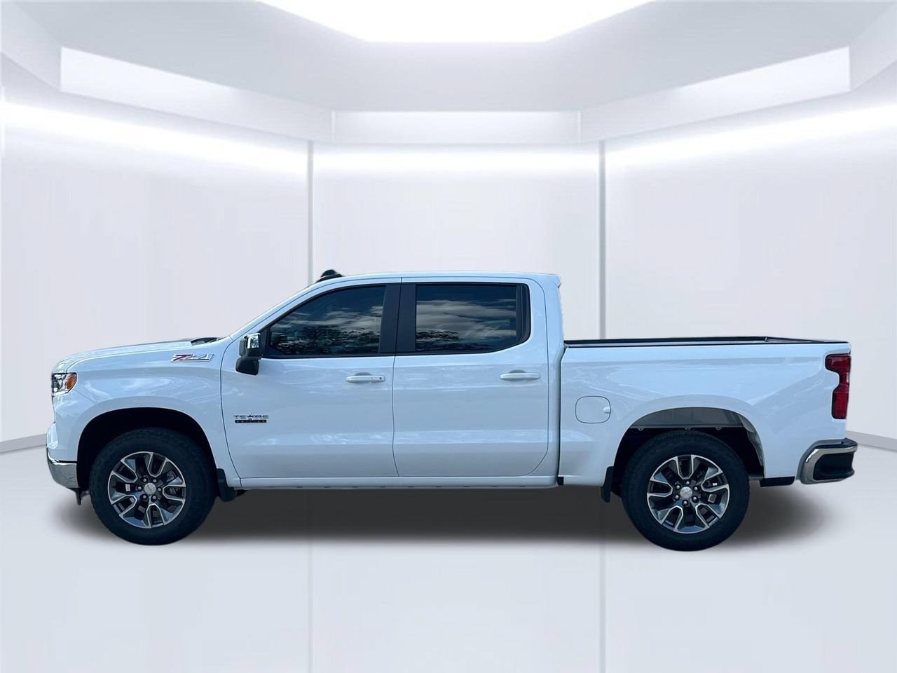 2026 Chevrolet Silverado 1500 LT, photo 2