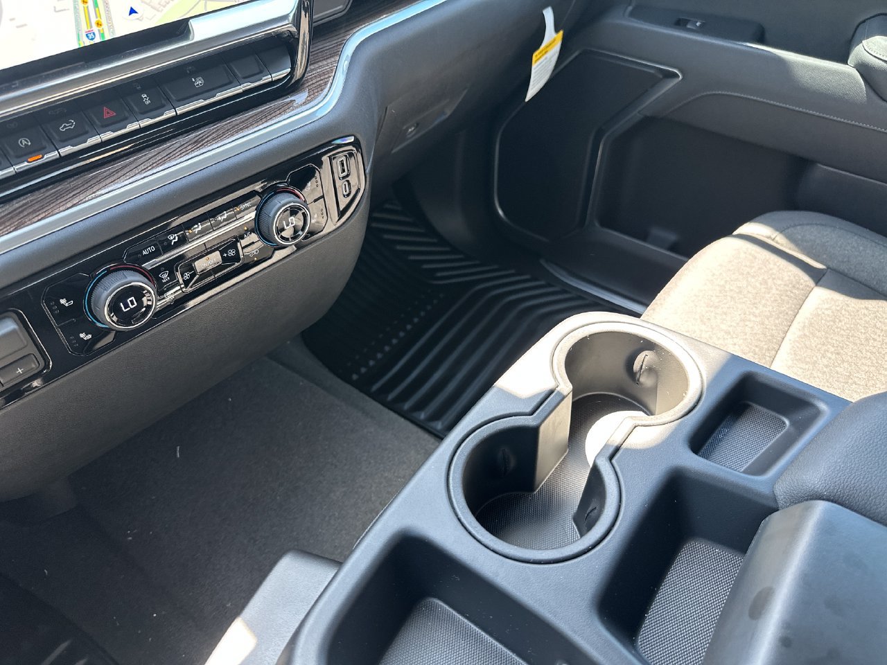 2026 Chevrolet Silverado 1500 LT - Photo 25