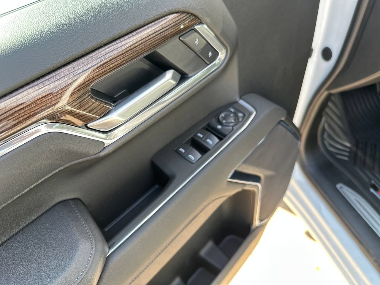 2026 Chevrolet Silverado 1500 LT, photo 12
