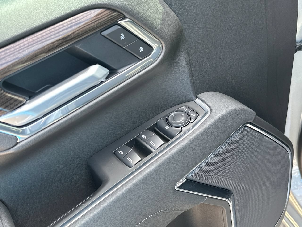 2026 Chevrolet Silverado 1500 LT - Photo 12