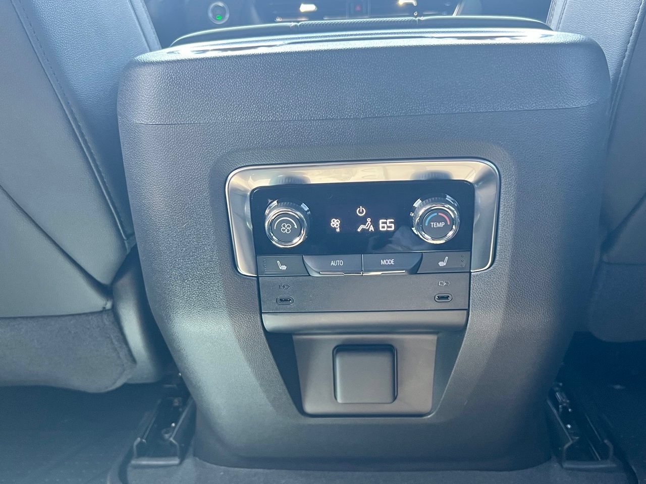 2026 Chevrolet Tahoe RST - Photo 25