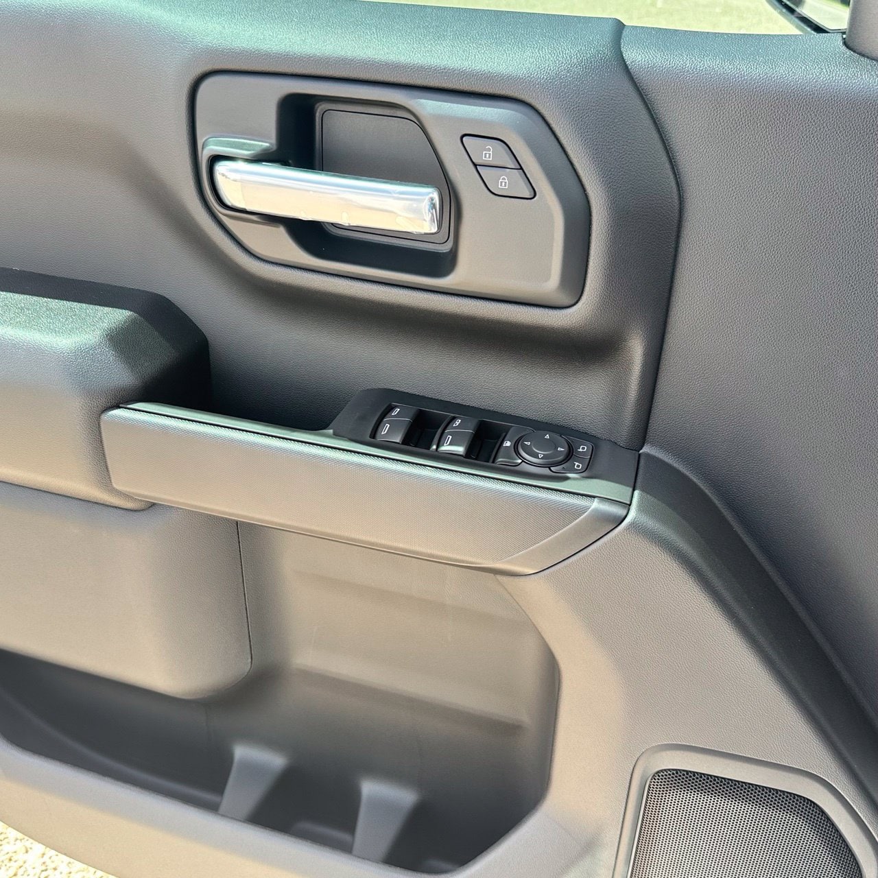 2026 Chevrolet Silverado 1500 Custom - Photo 24