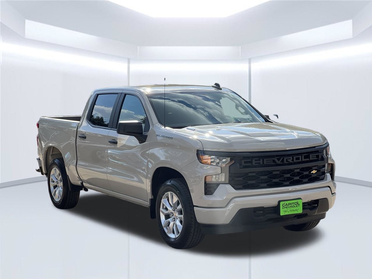 2026 Chevrolet Silverado 1500 Custom - Photo 8
