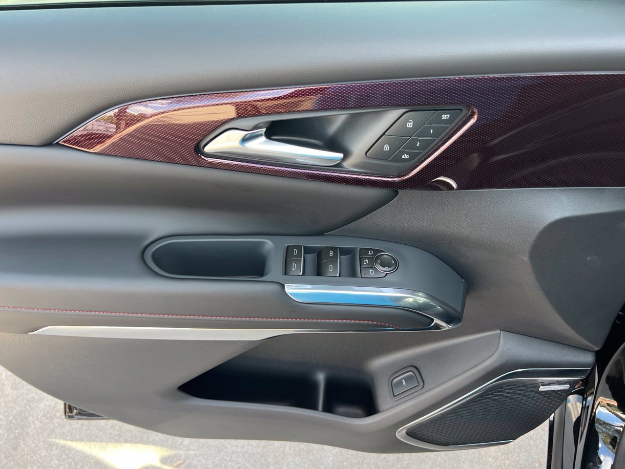 2027 Chevrolet Traverse RS SUV, photo 13