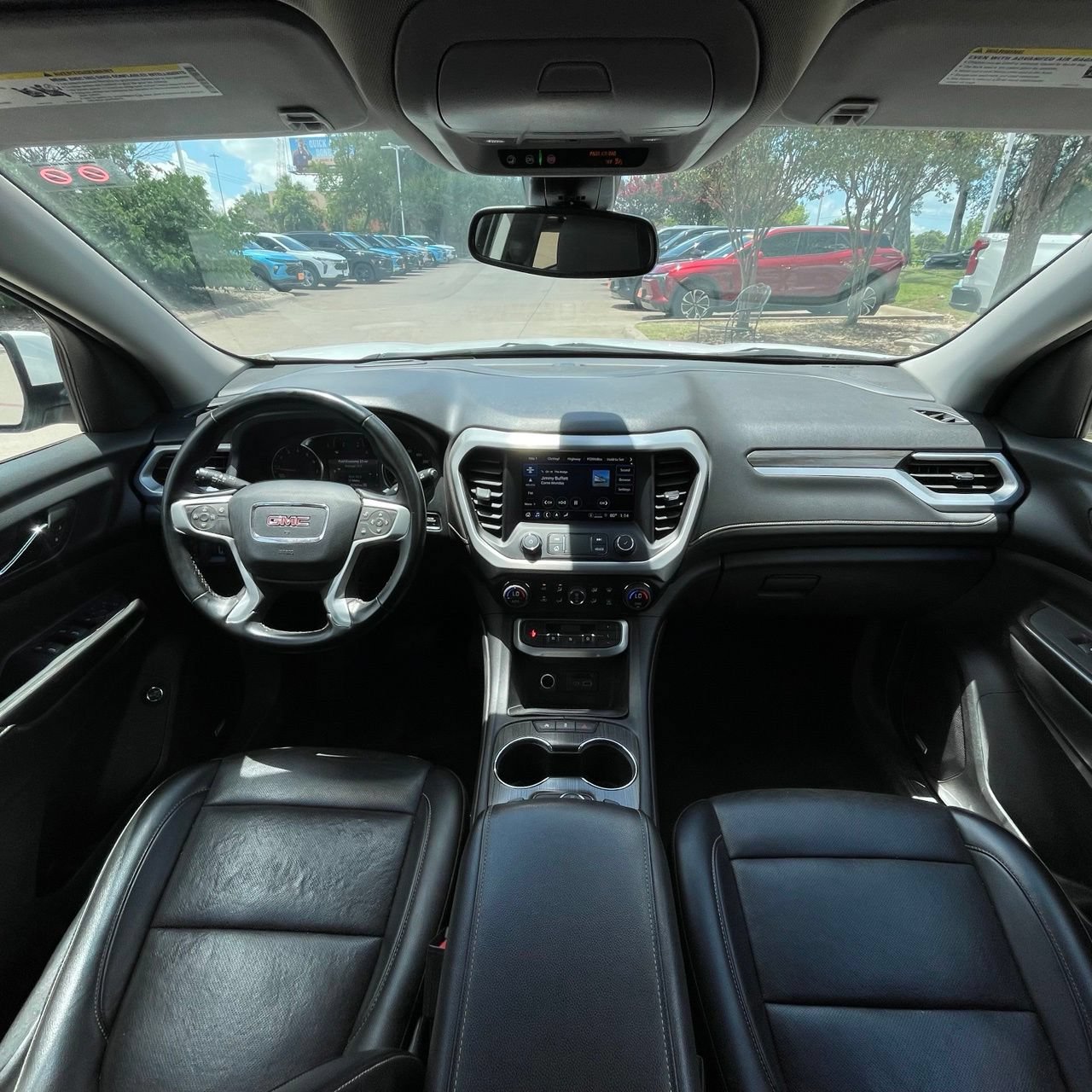 2023 GMC Acadia SLT - Photo 10