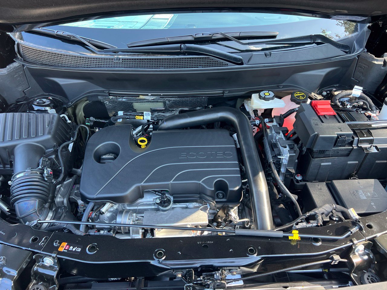 2027 Chevrolet Equinox LT SUV, photo 22