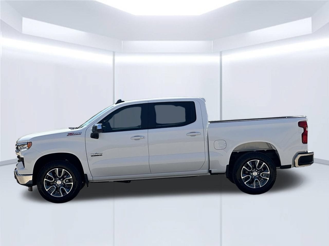 2026 Chevrolet Silverado 1500 LT Truck, photo 4