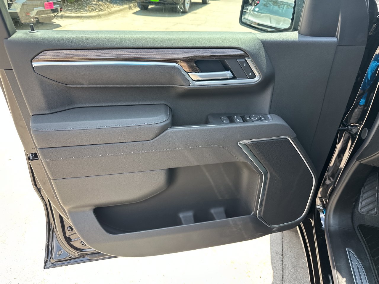 2026 Chevrolet Silverado 1500 LT - Photo 10
