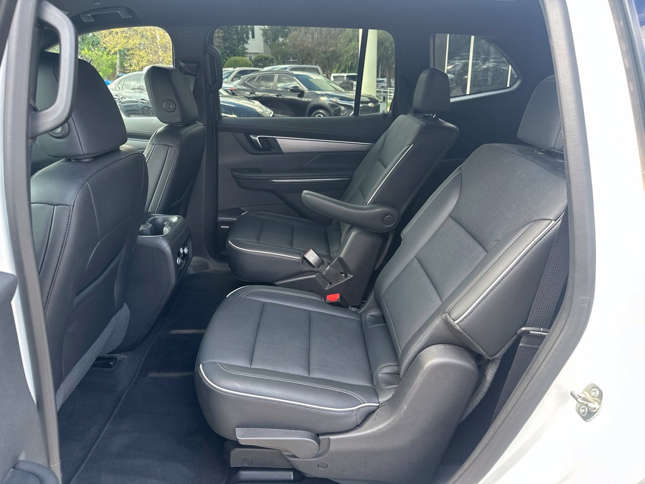 2025 Buick Enclave Preferred - Photo 23
