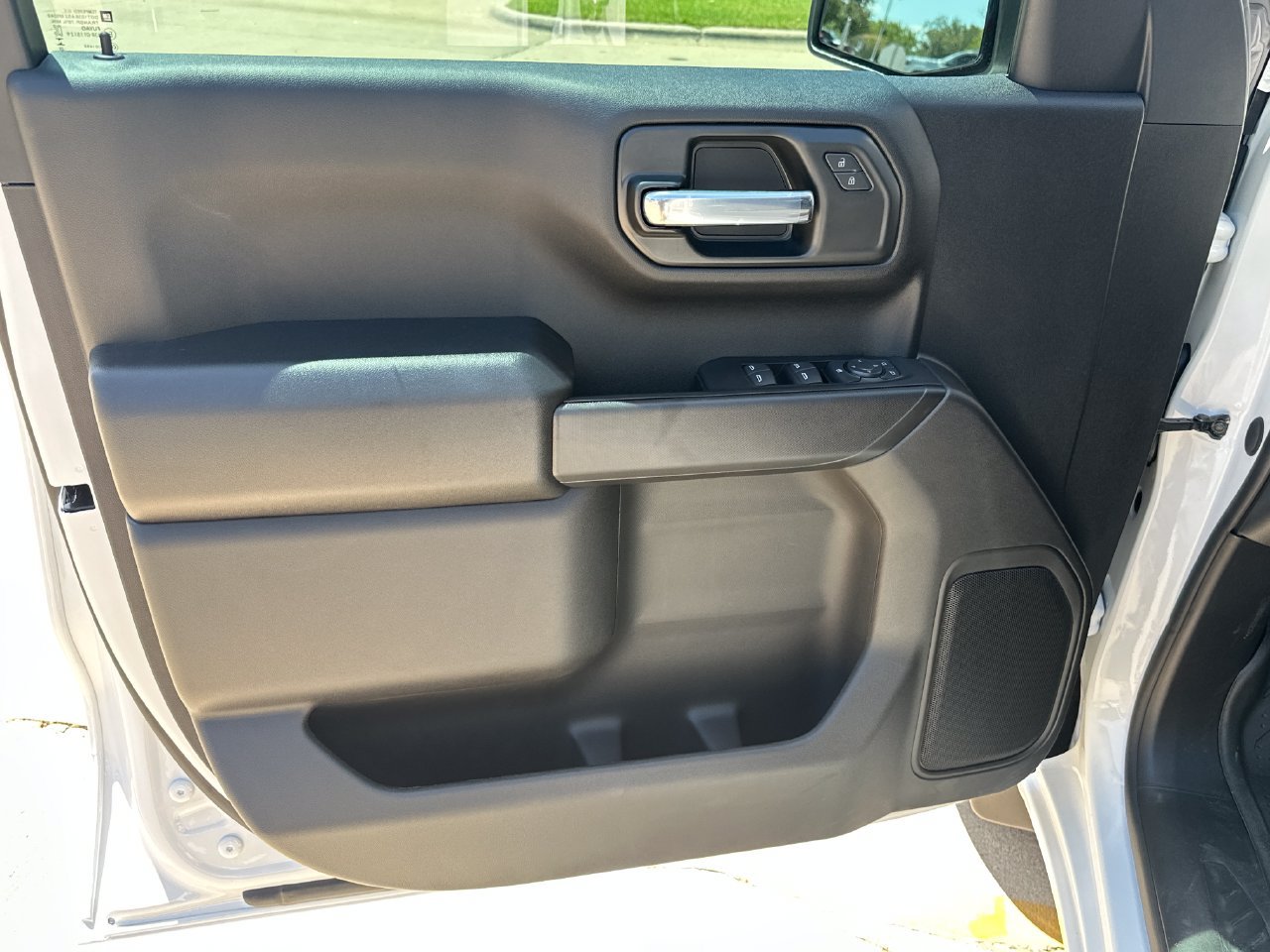 2026 Chevrolet Silverado 1500 Custom - Photo 11