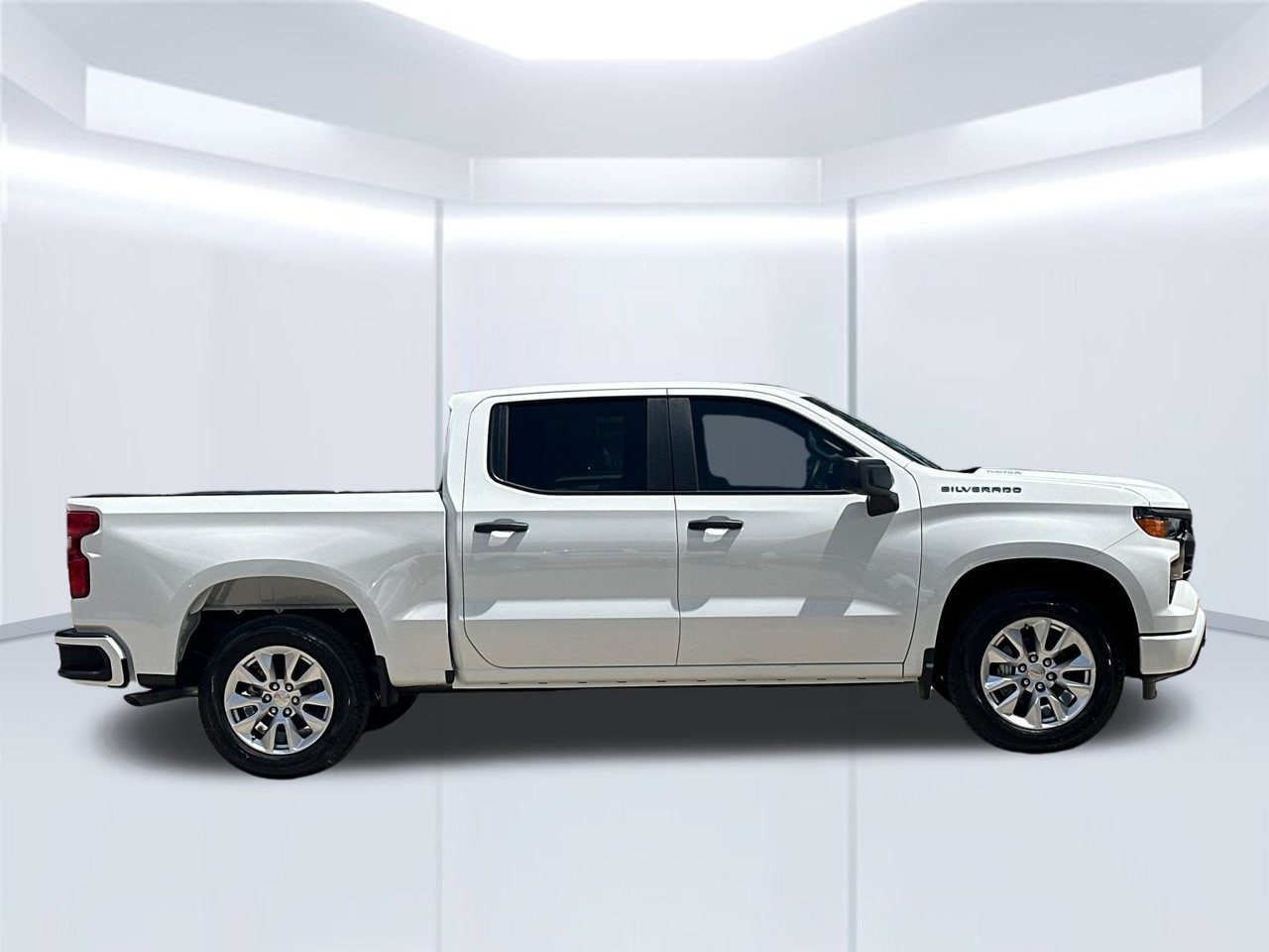2026 Chevrolet Silverado 1500 Custom - Photo 7