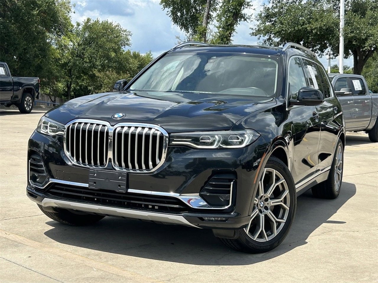 Used 2022 BMW X7 40i with VIN 5UXCW2C06N9M56587 for sale in Austin, TX