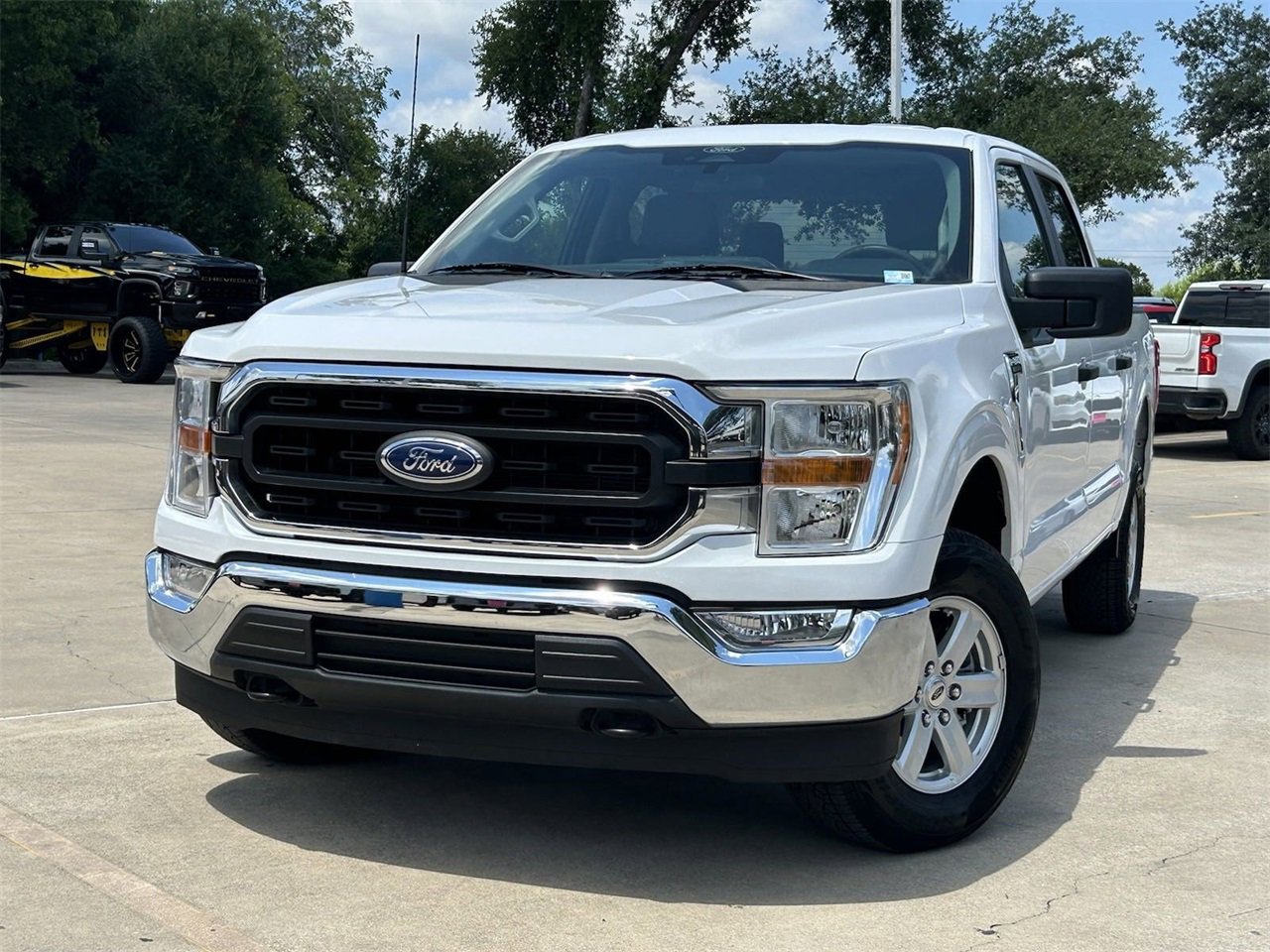 Used 2022 Ford F-150 XLT with VIN 1FTFW1E57NKE84991 for sale in Austin, TX