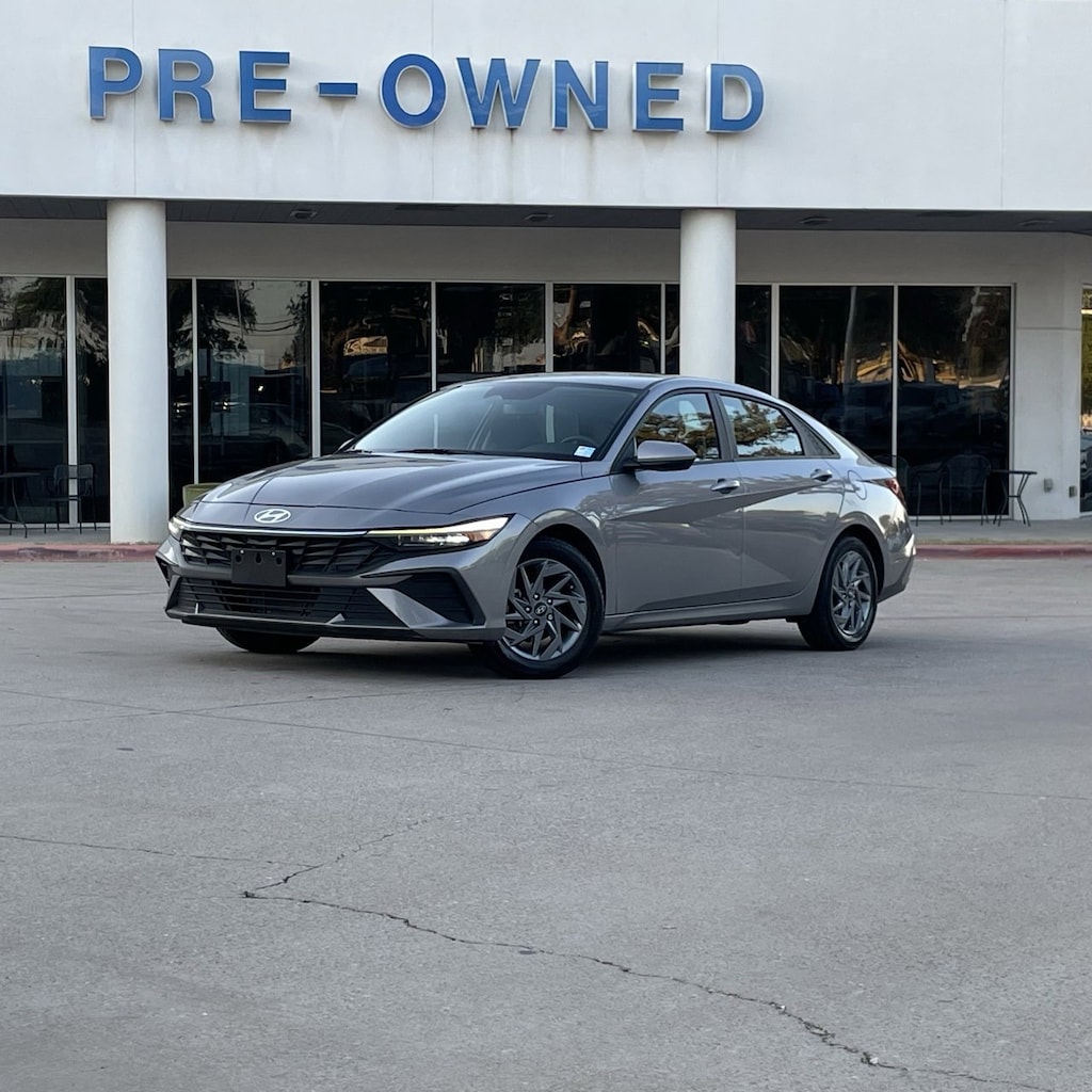 Used 2024 Hyundai Elantra SEL Sedan