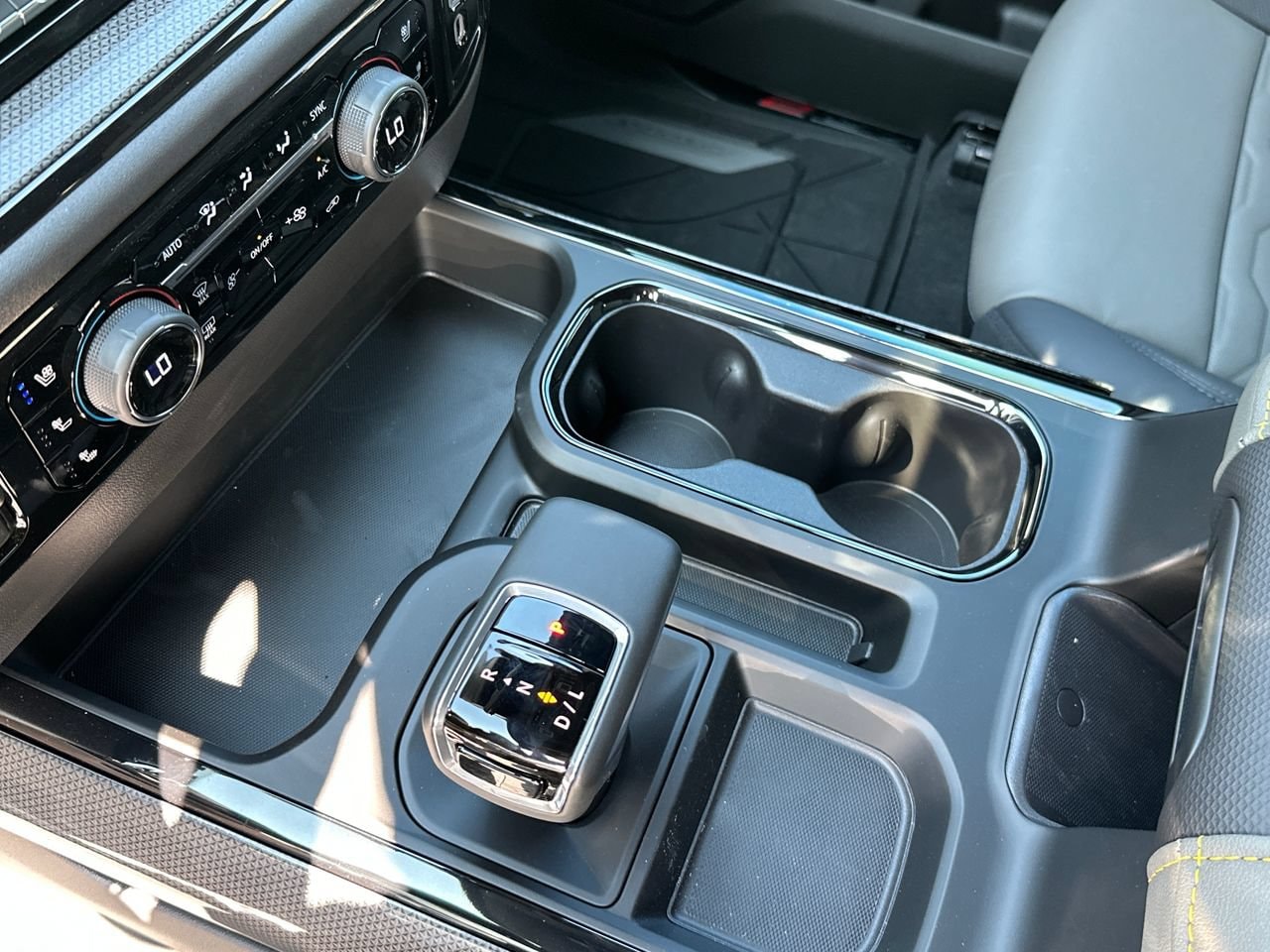 2026 Chevrolet Silverado 1500 ZR2 Truck, photo 25
